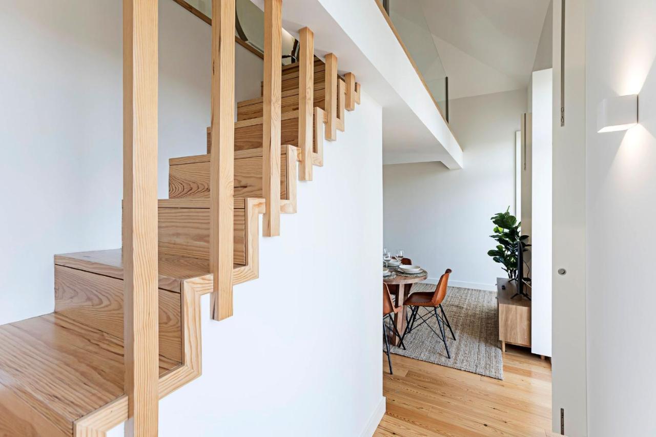 Stunning Duplex Near River By Lovelystay Porto Exterior photo