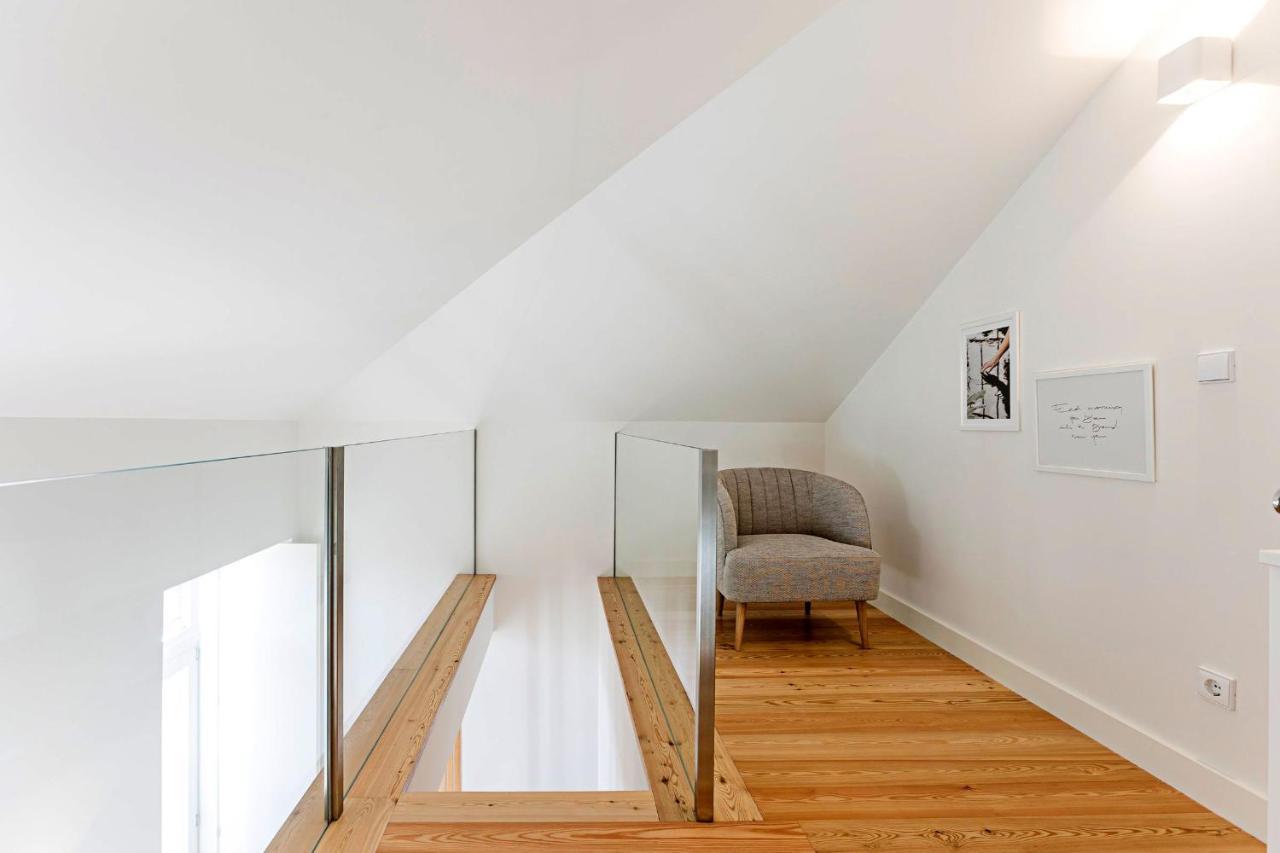 Stunning Duplex Near River By Lovelystay Porto Exterior photo